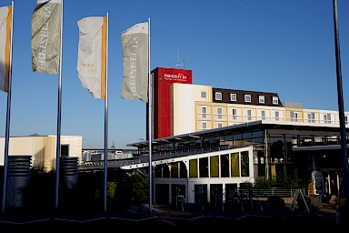 Aussenansicht Tagungshotel und Wellnesshotel FREIZEIT IN in Göttingen